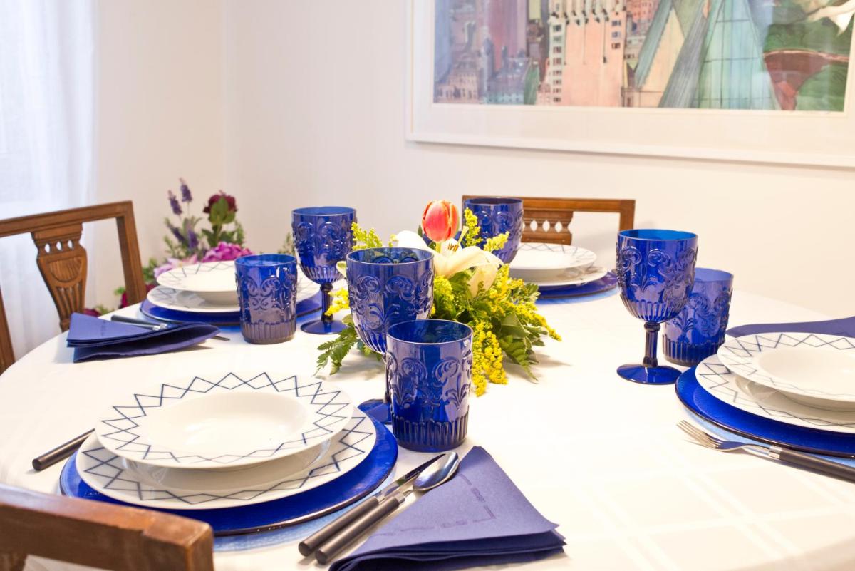 Venice Heaven Apartments Ca Matilde a stone's throw away from Campo Santo Stefano - Housity