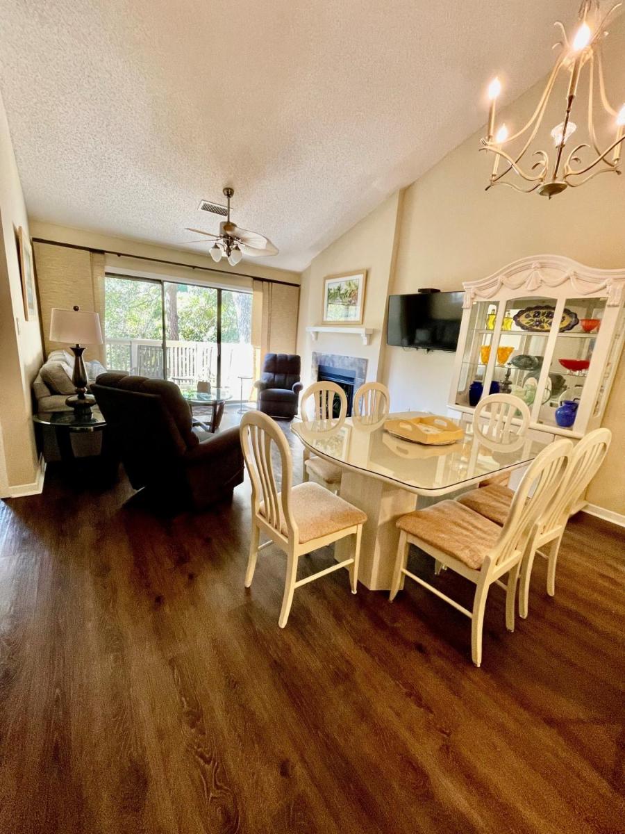 Exquisite 3 bedroom, 3 bath villa - 19E West Hyde Park - Kingston Plantation villa - Housity
