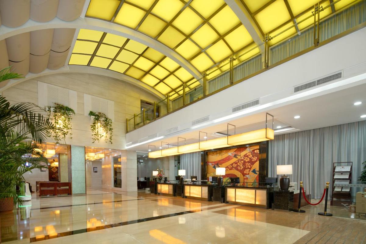 Yanling Hotel - Housity