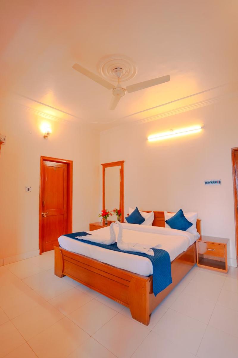 Chirping Hills Resort,Bhimtal - Housity