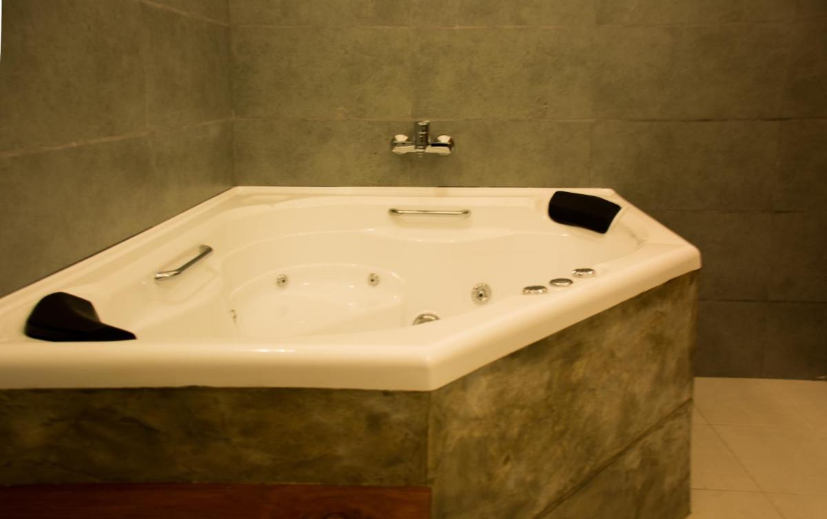 The Residence - Housity