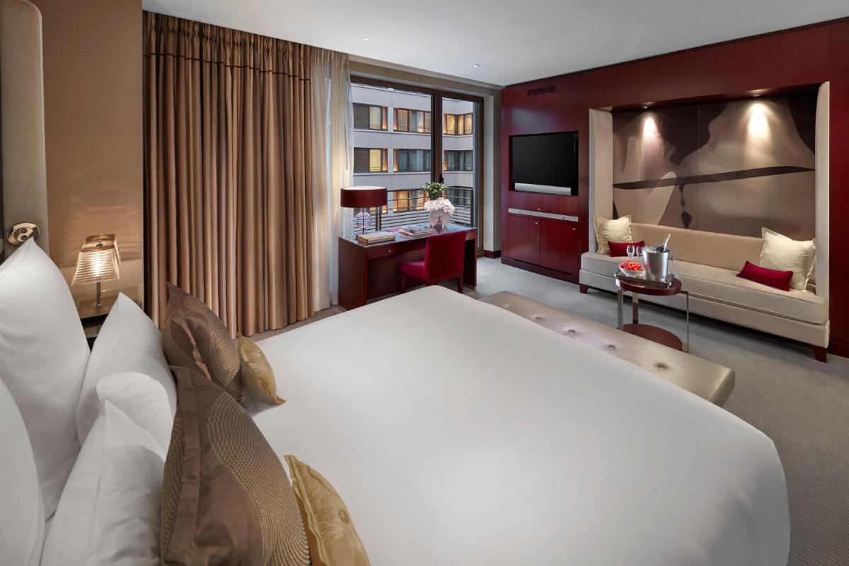 Un ou plusieurs lits dans un hébergement de l'établissement Mandarin Oriental, Paris