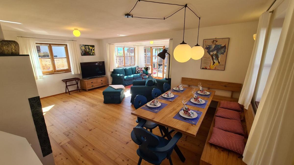 Ferienhaus im modernen Landhauscharme mit Bergblick und Garten - Housity