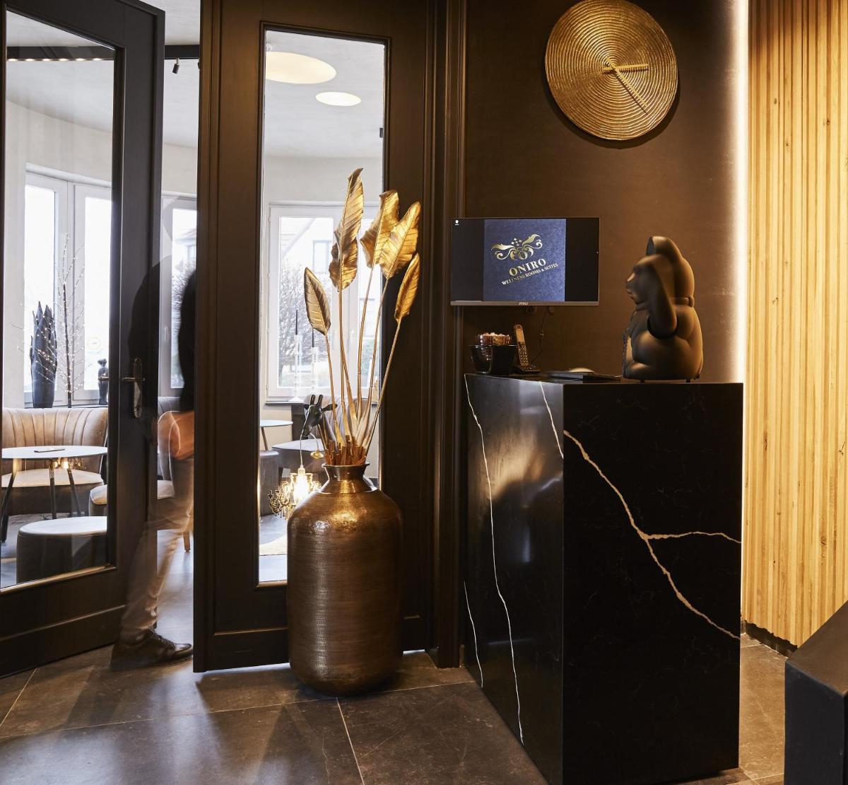 ONIRO - Luxury Rooms & Wellness Suites - Housity