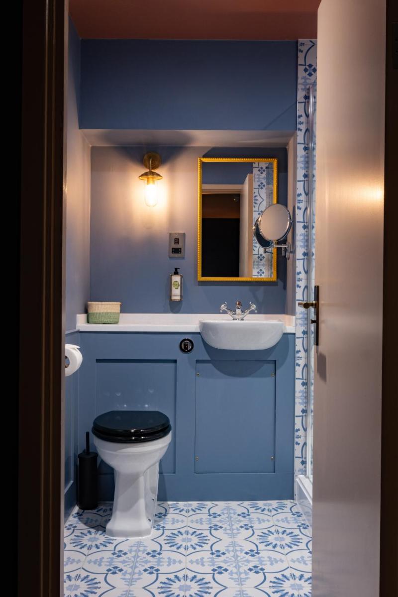 The Royal Forest - A Heartwood Inn - Housity