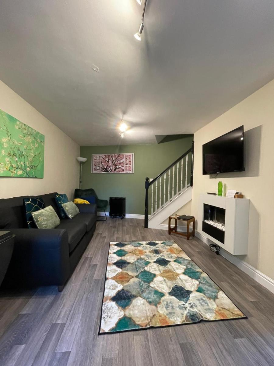 Plover Cottage - Housity