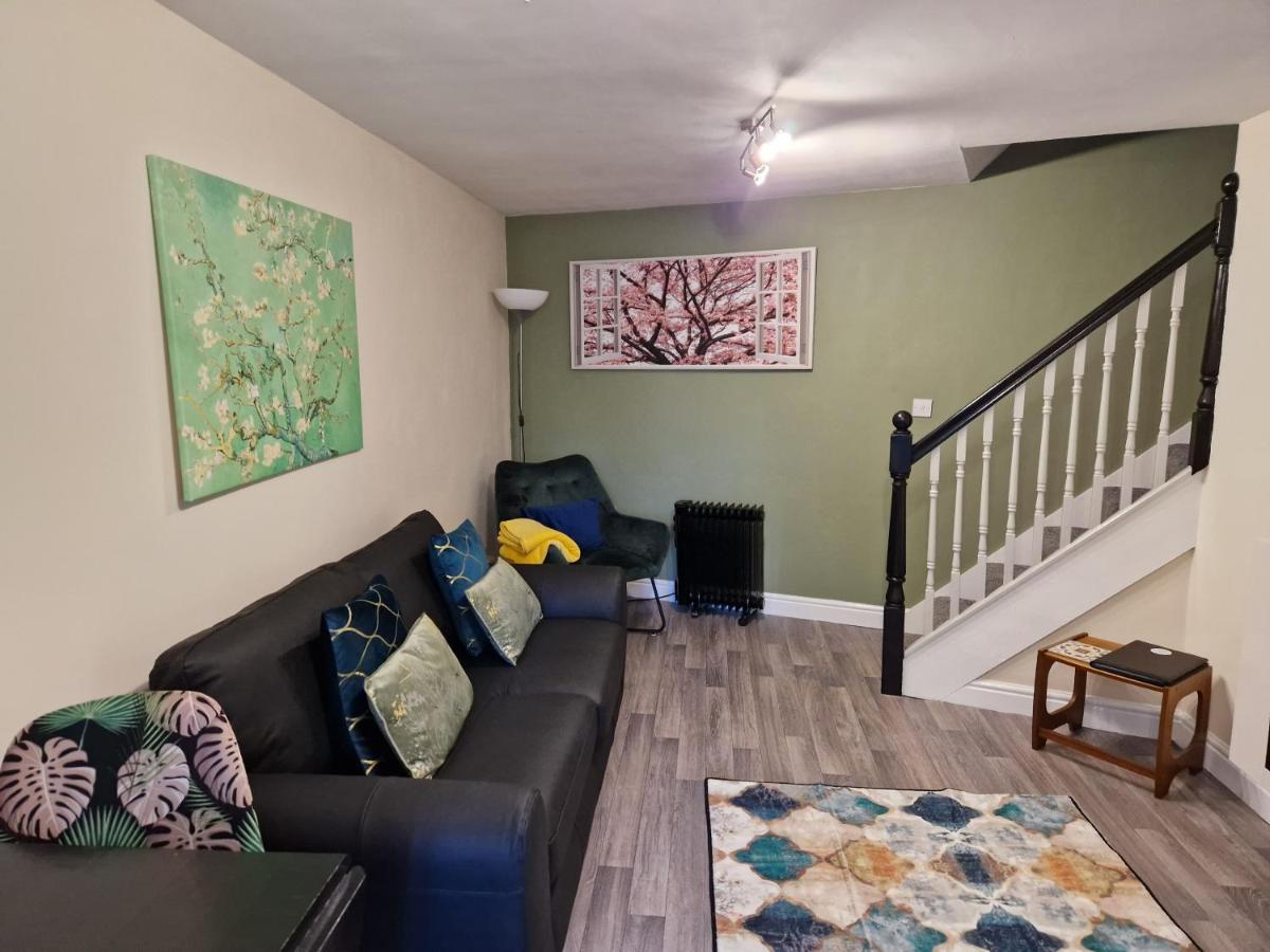 Plover Cottage - Housity
