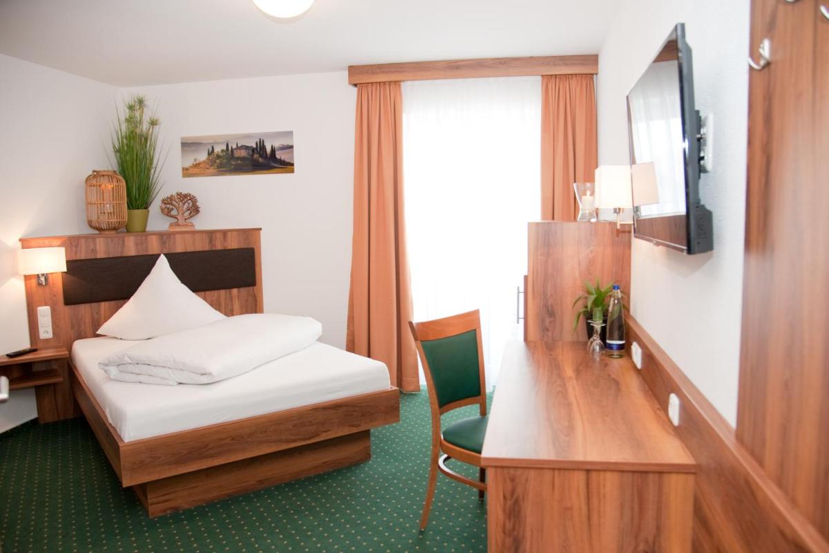 Hotel Hutzenthaler - Housity