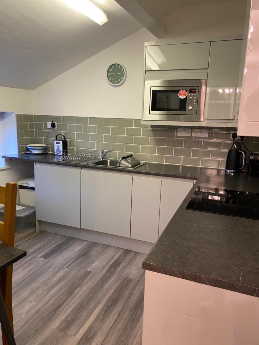 Kezbah 1, 22 the square centre of Dalston village - Housity