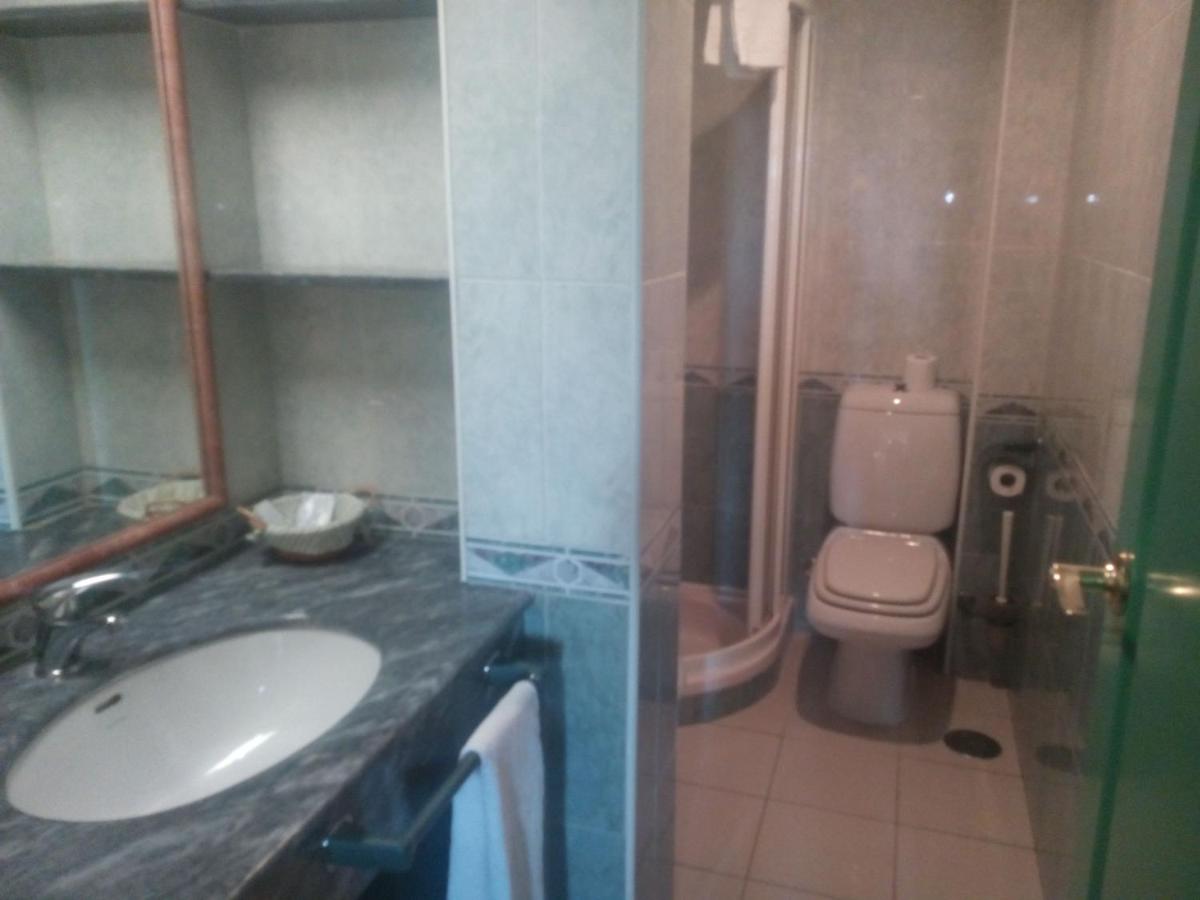 Hotel VillaPaloma - Housity