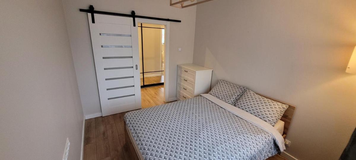 Apartament z ogrodem - Housity