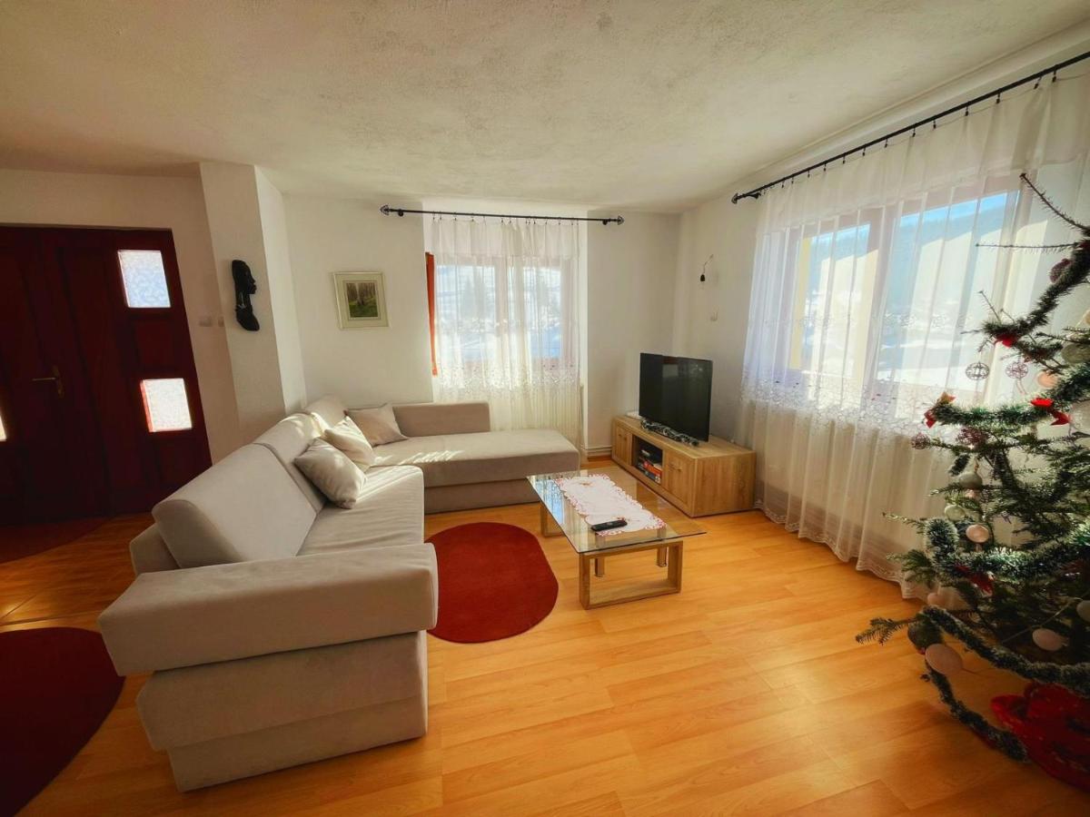Casa Kolbert - Housity