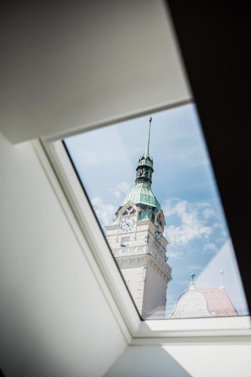 Apartmány na náměstí - Housity