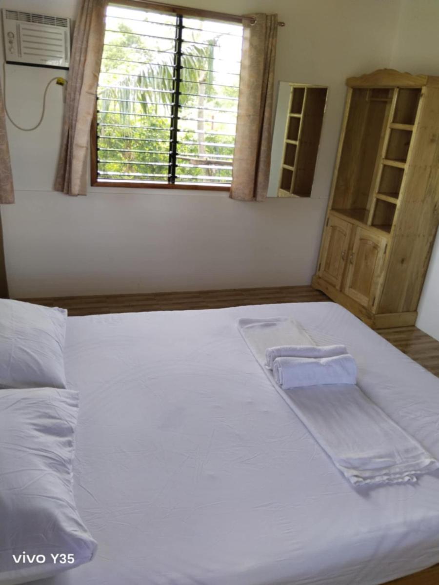 Casa James Apartment, Rooms , Pool and Restaurant - Housity