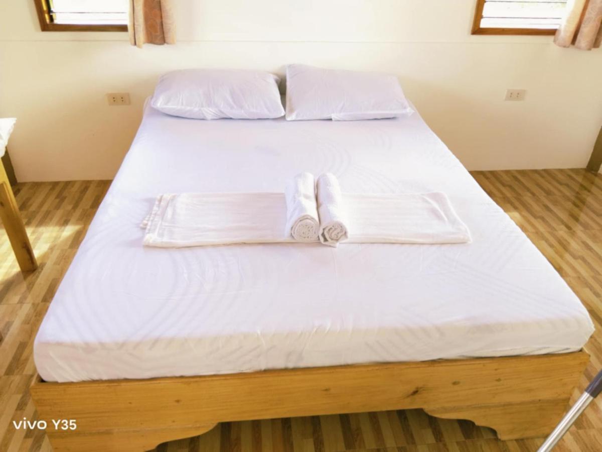 Casa James Apartment, Rooms , Pool and Restaurant - Housity