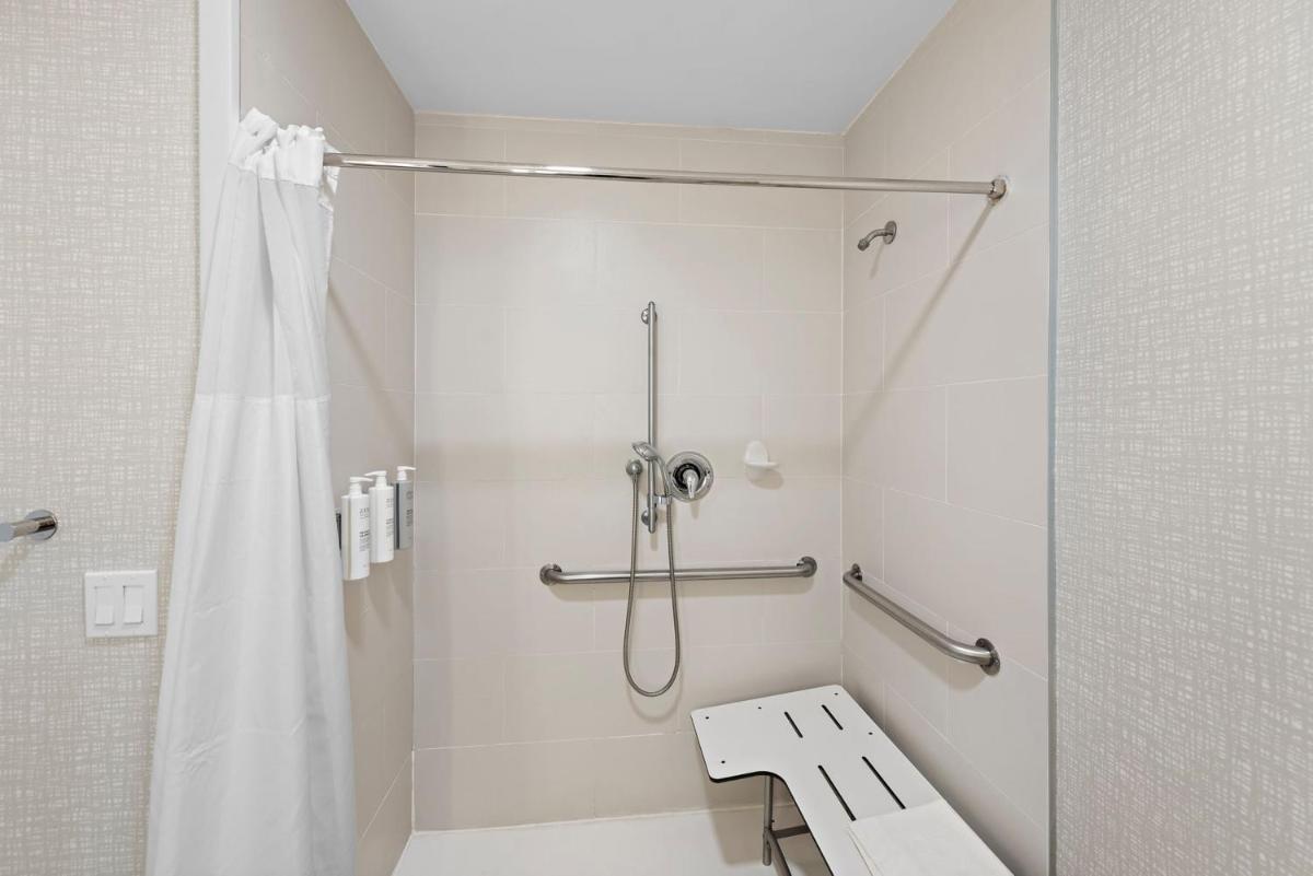 Hampton Inn by Hilton Calexico - Housity