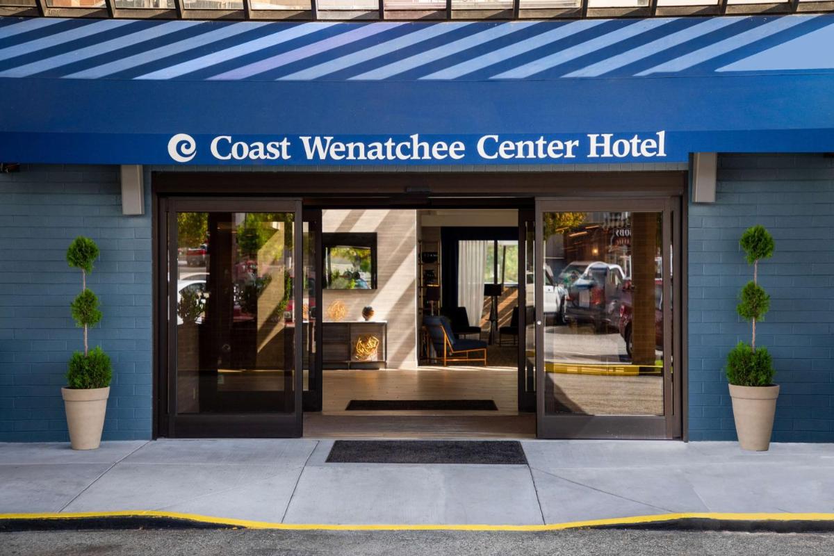 Coast Wenatchee Center Hotel - Housity