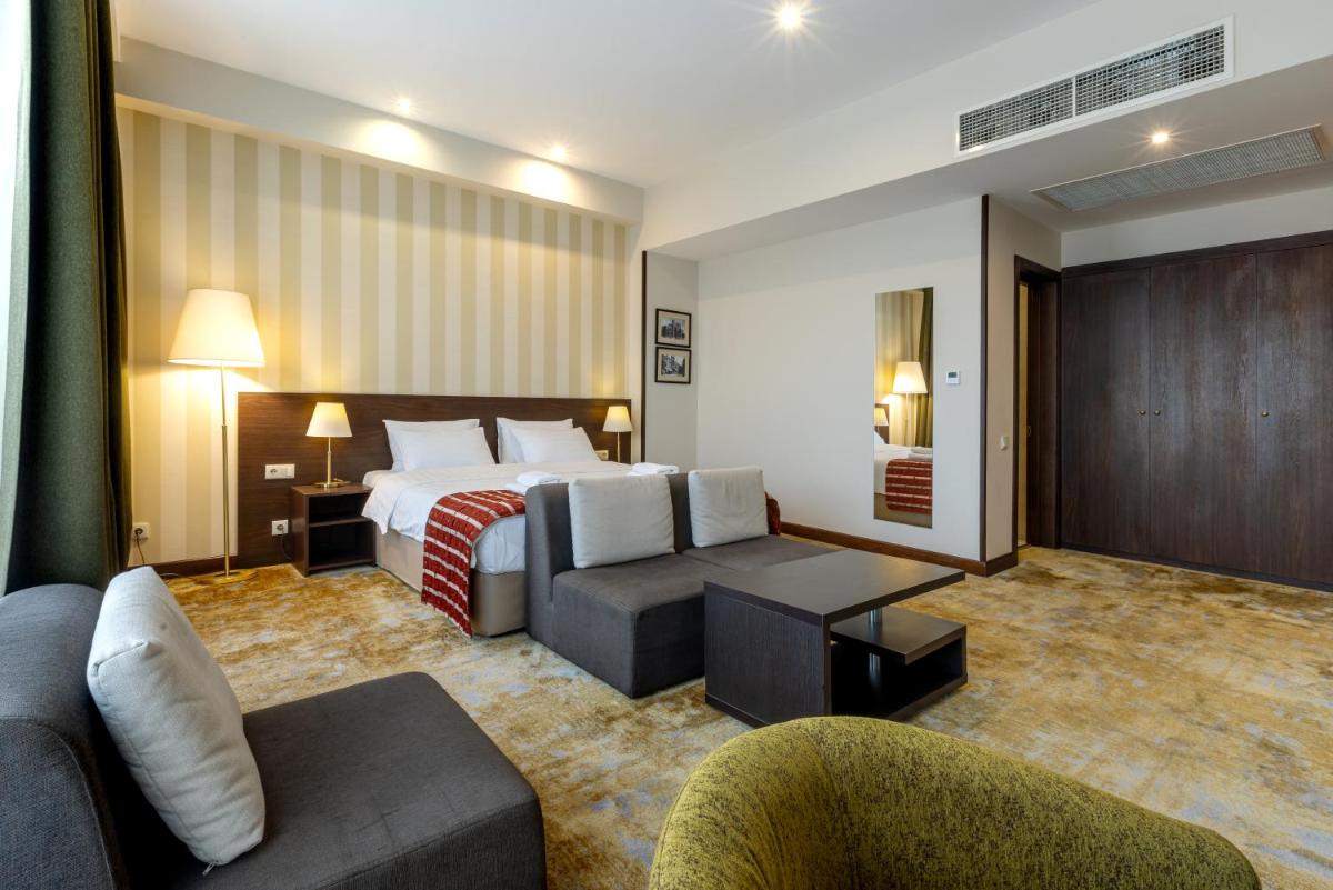 Citrus Hotel - Housity