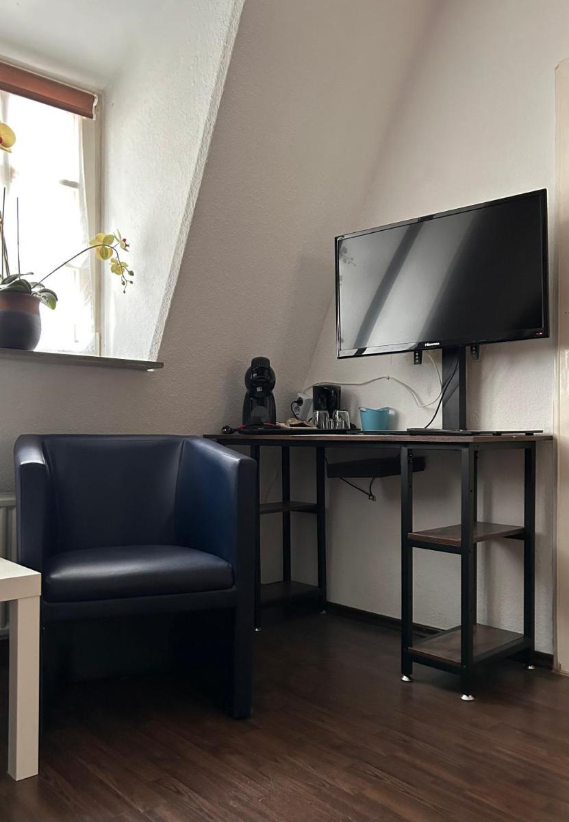 Alte Schlosskurve Hotel - Housity