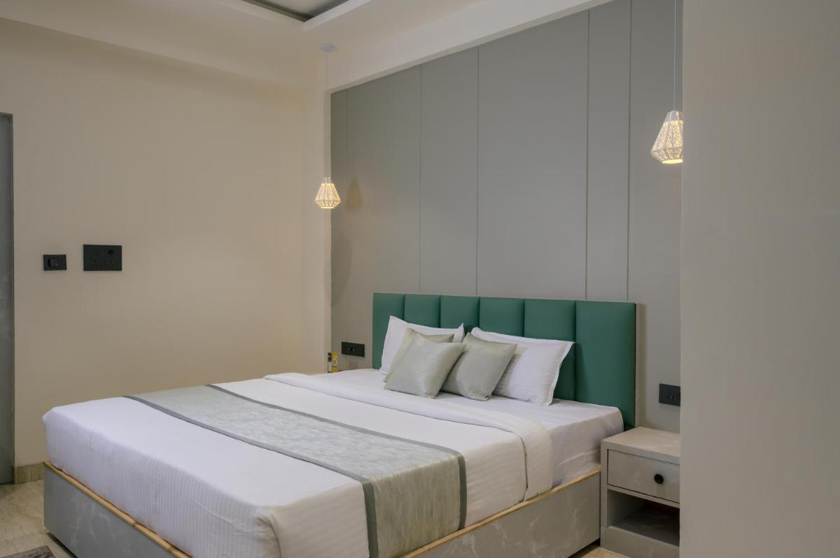 The Grand Neelam - Housity