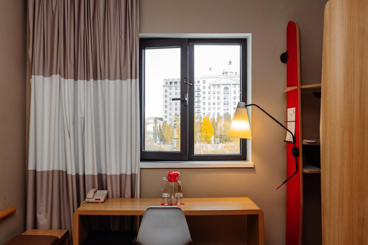 Ibis Aktobe - Housity