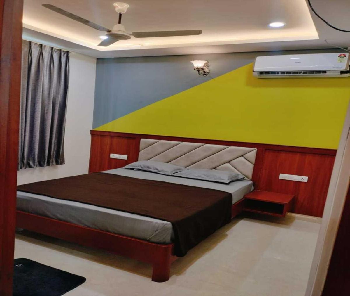 Serene Loft Residency - Housity