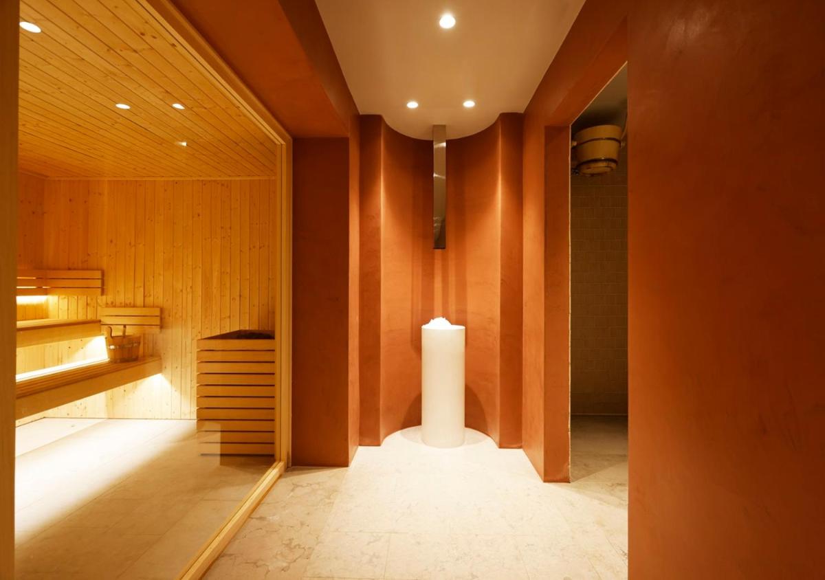 Uma cama ou camas num quarto em Montebelo Viseu Congress Hotel & Spa