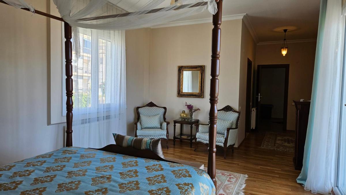 Ephesus Suites - Housity