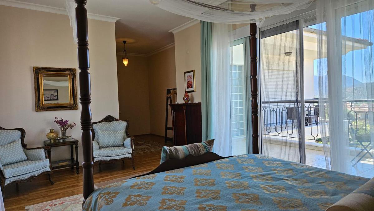 Ephesus Suites - Housity