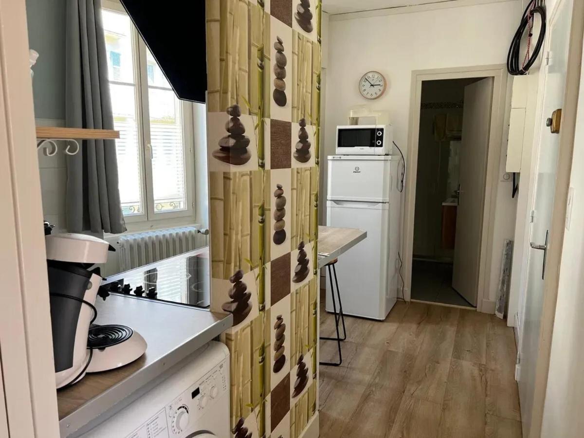 Appartement confortable a Neris les Bains avec parking gratuit - Housity