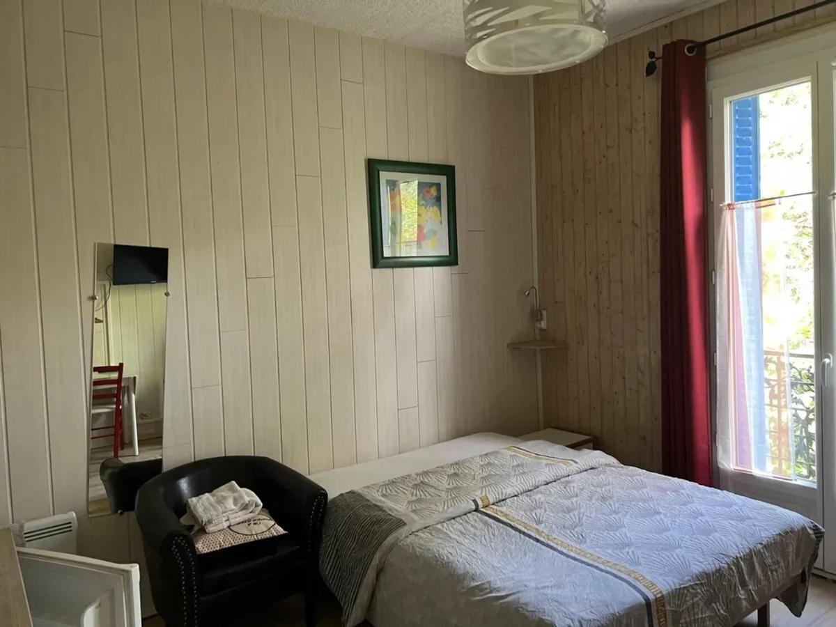 Studio moderne a Neris les Bains de 17 m² - Housity