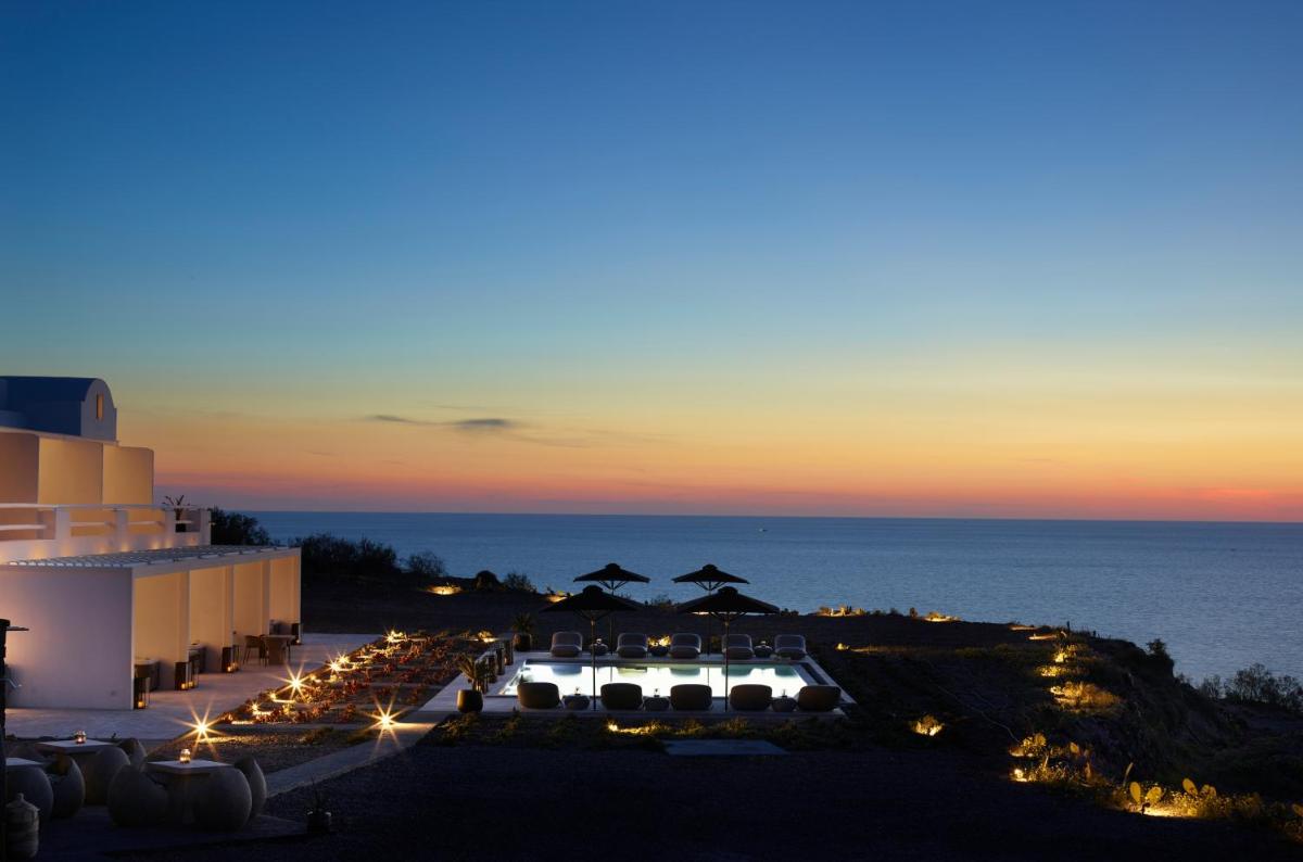 Absolute Paradise Santorini - Housity