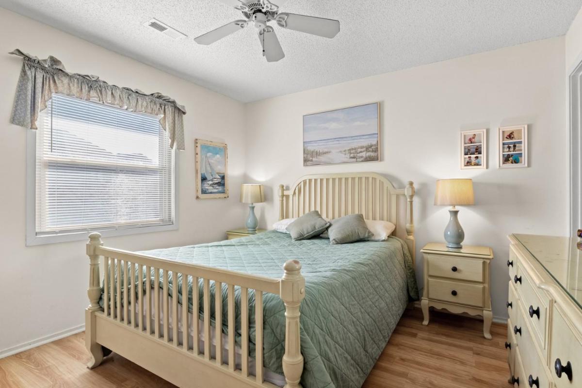 Guest Cottage 30G - Housity