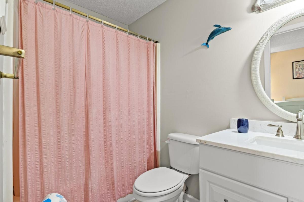 Guest Cottage 30G - Housity