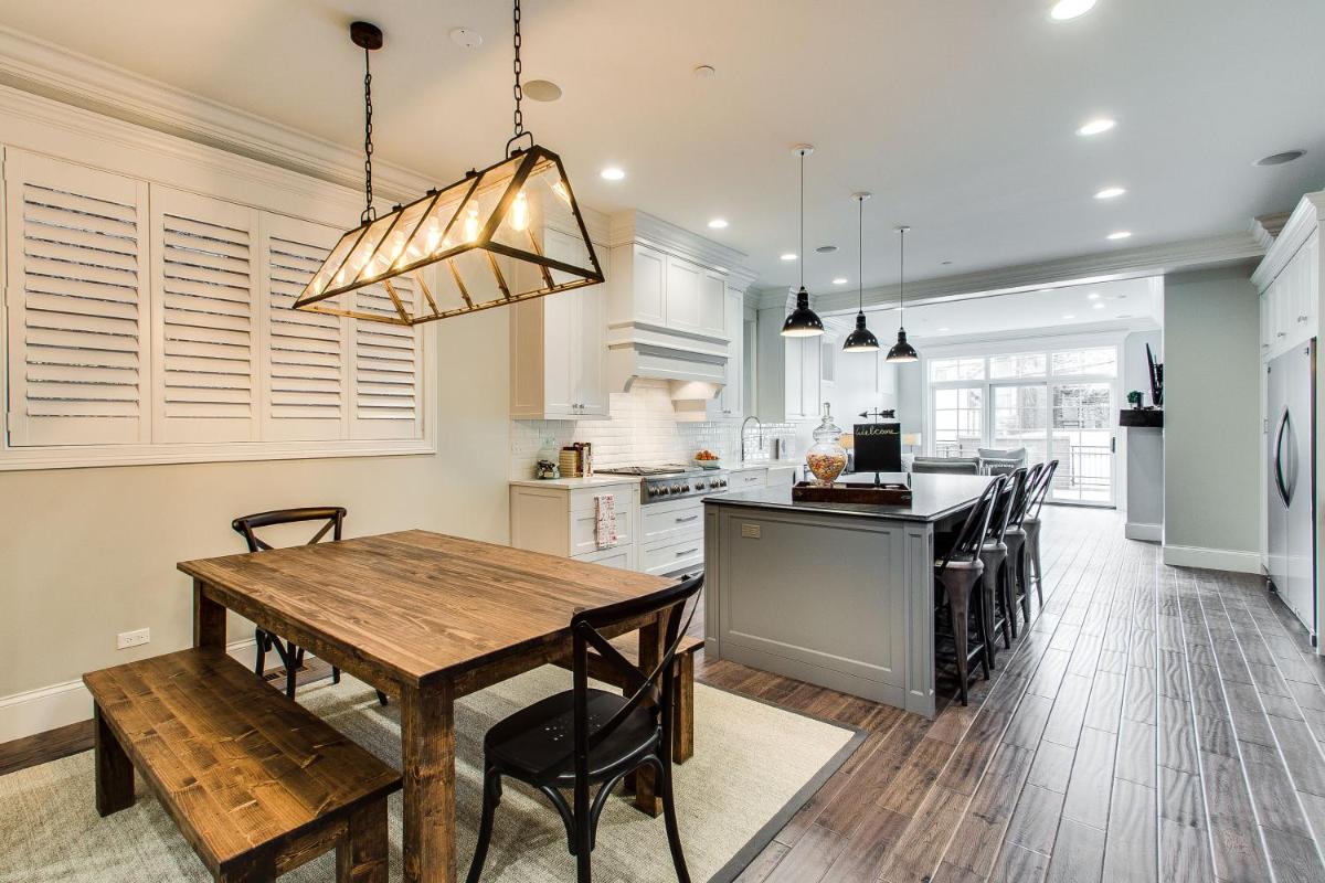 The Sono Chicago - Housity
