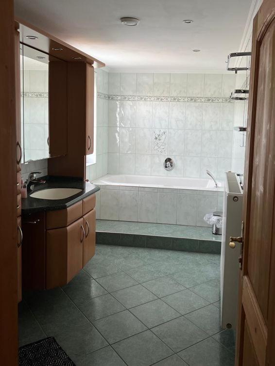 Apartment Elena - Housity