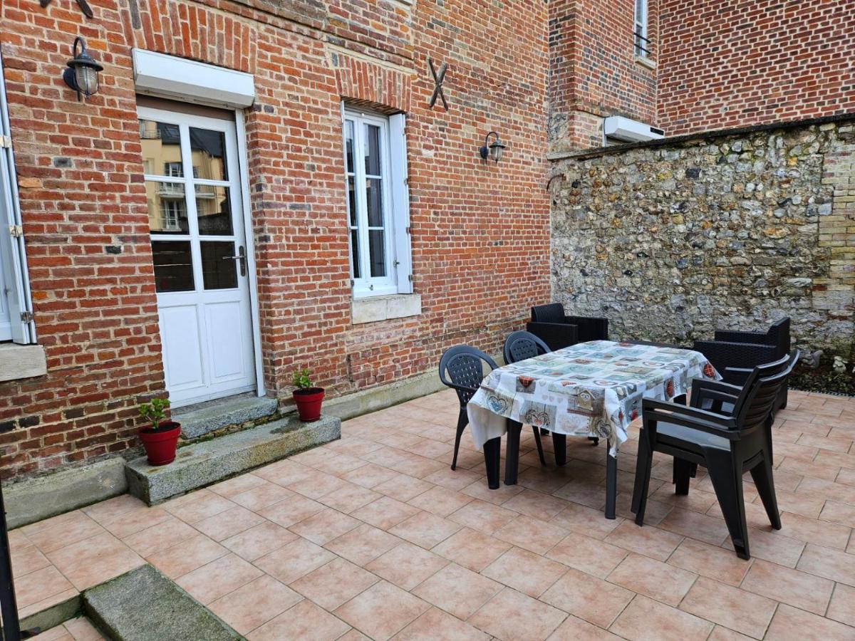 A la Terrasse coeur Honfleur - Housity