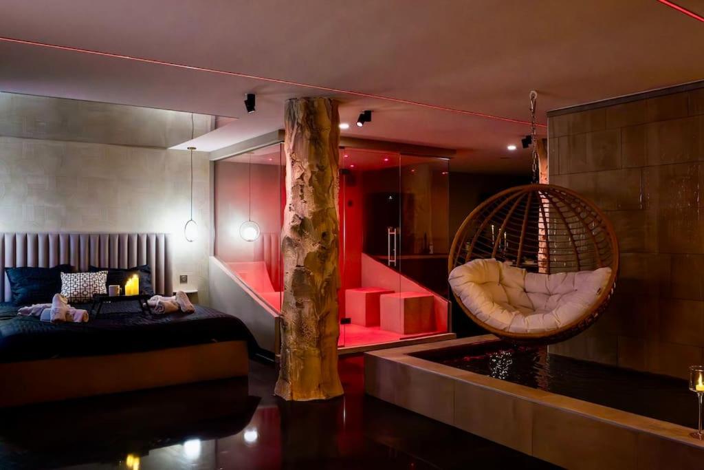NUXIA Suites&SPA L'Avolupté - Housity