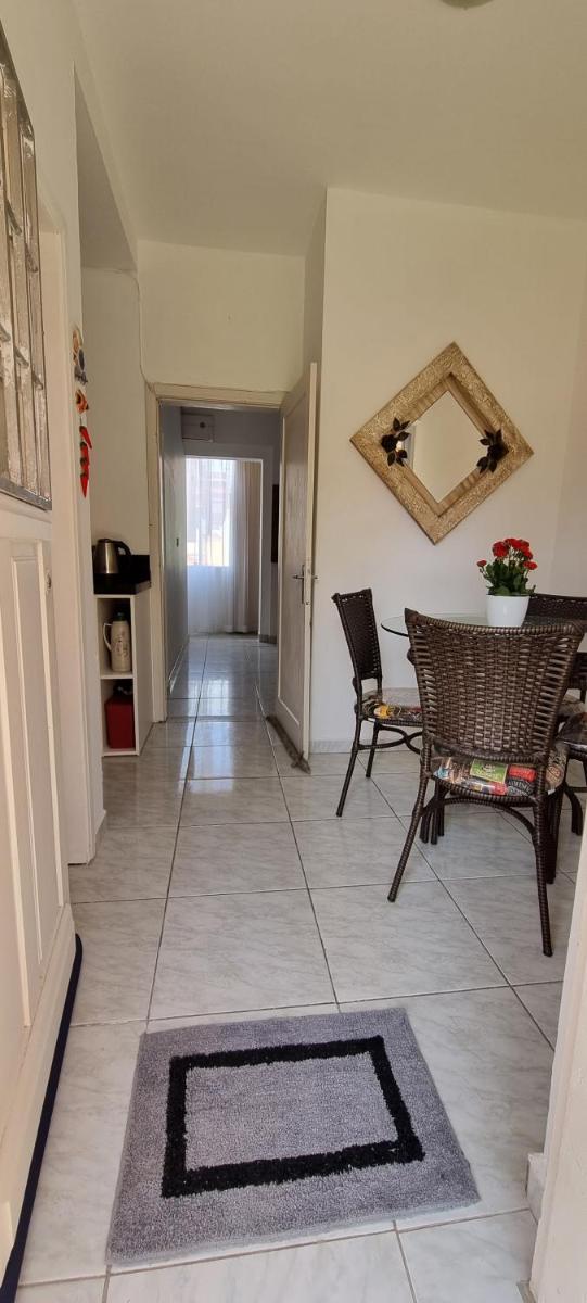 Apartamento Beira-mar Capão da Canoa. - Housity