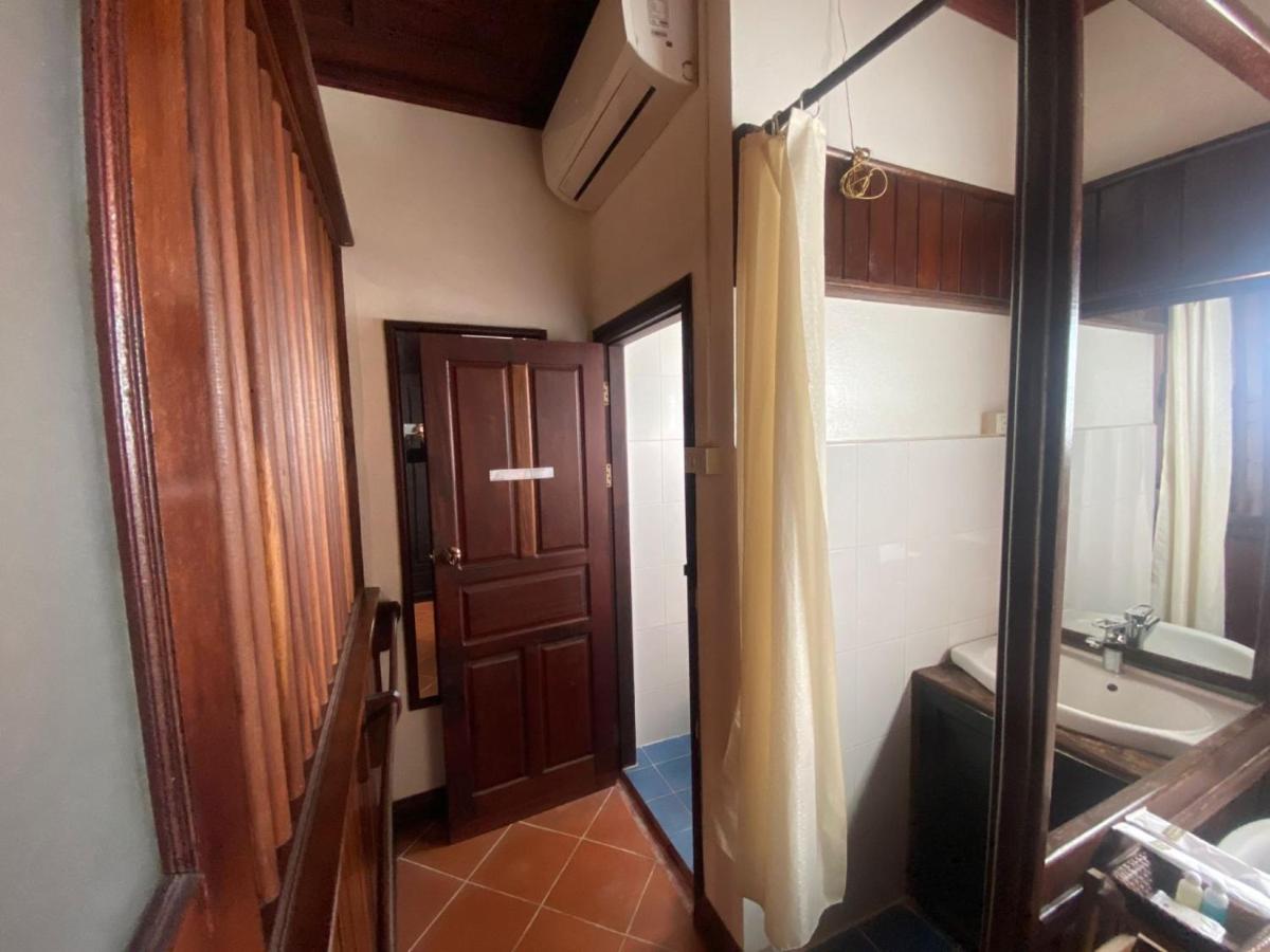 Vangsavath Hotel - Housity