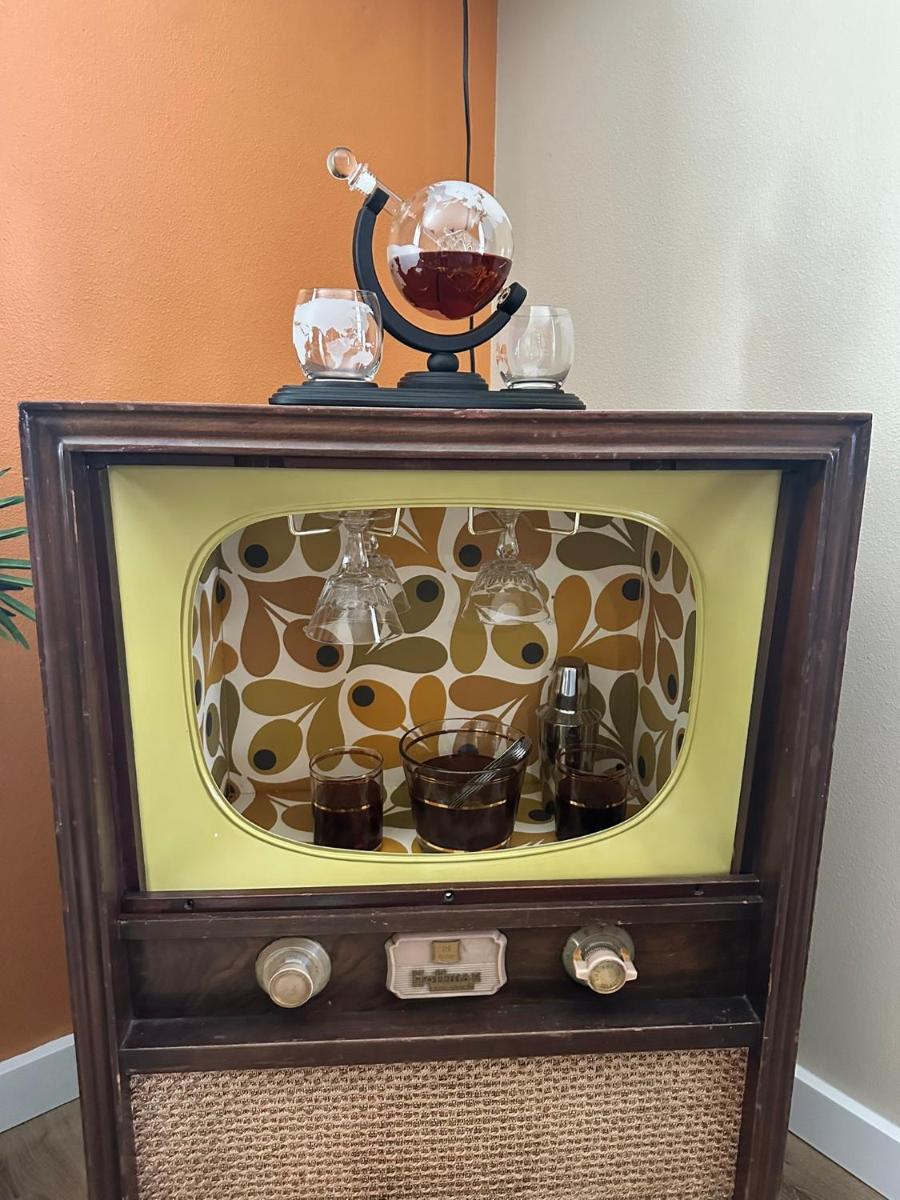 Mad Men - Housity
