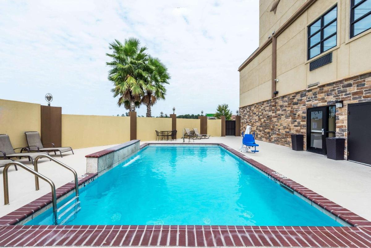 Wingate by Wyndham Lake Charles Casino Area - Housity