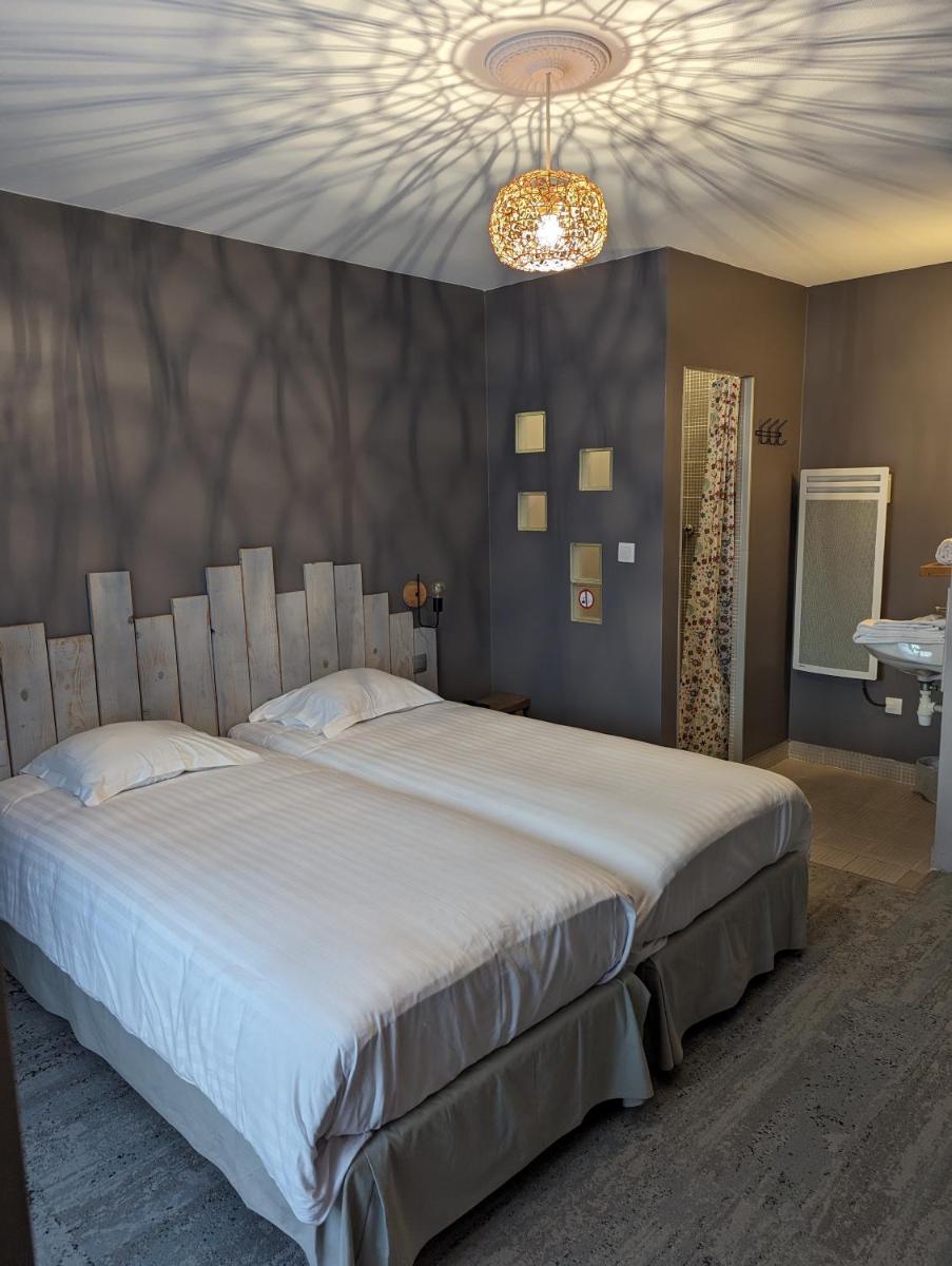 Hôtel de l'Ours - Housity