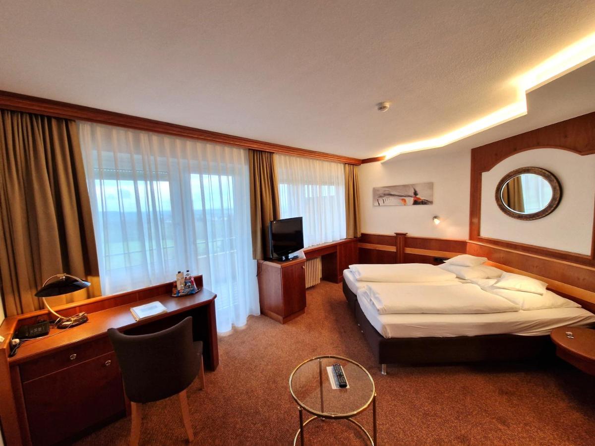 Badhotel Restaurant Stauferland - Housity