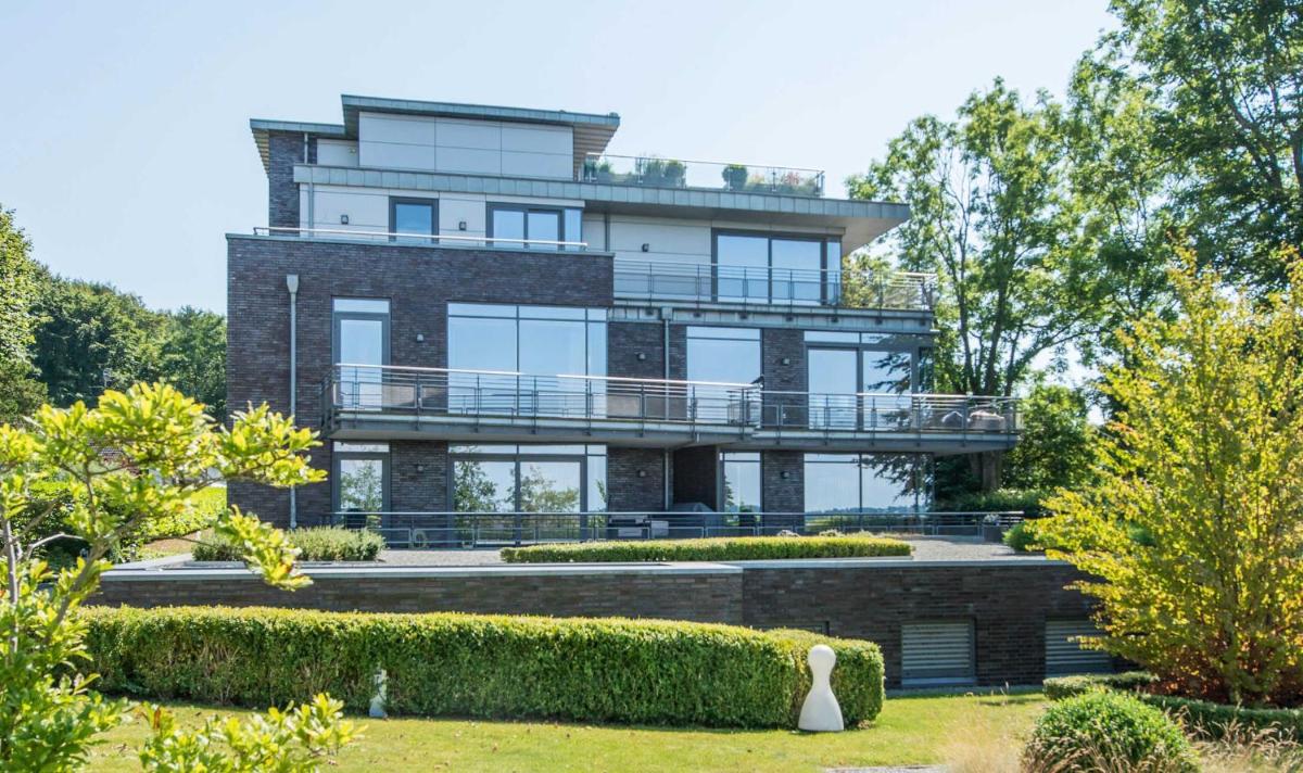 Exklusive Ferienwohnung mit Wasser - Housity
