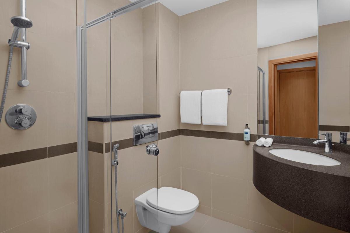 Holiday Inn Express Dubai Airport, an IHG Hotel - Housity