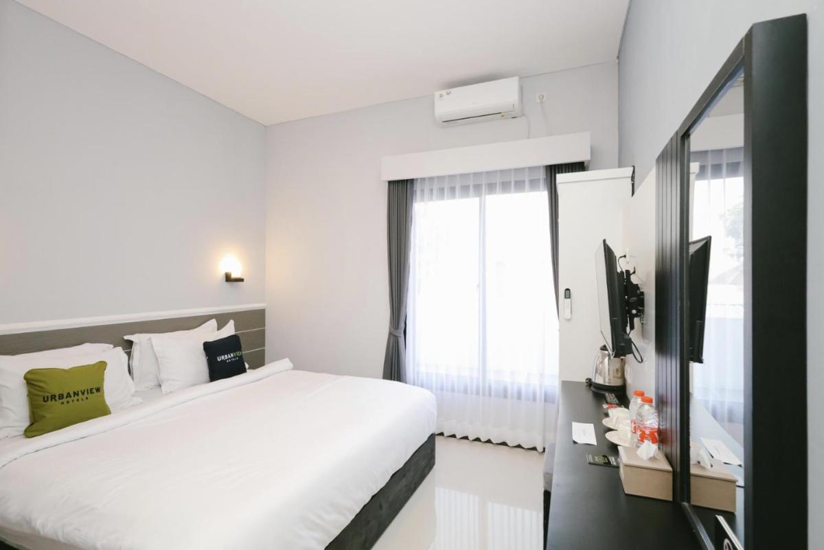 B Syariah Guest House - Housity