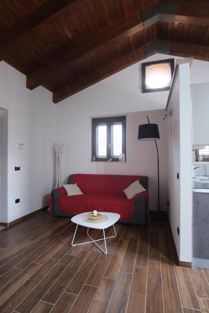 Il Noccioleto holiday home - Housity
