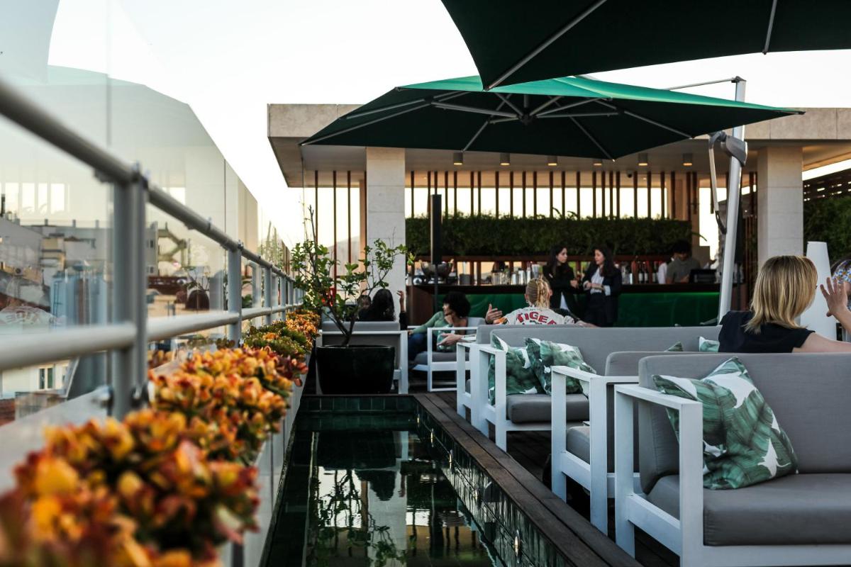 Os clientes hospedados em Altis Grand Hotel