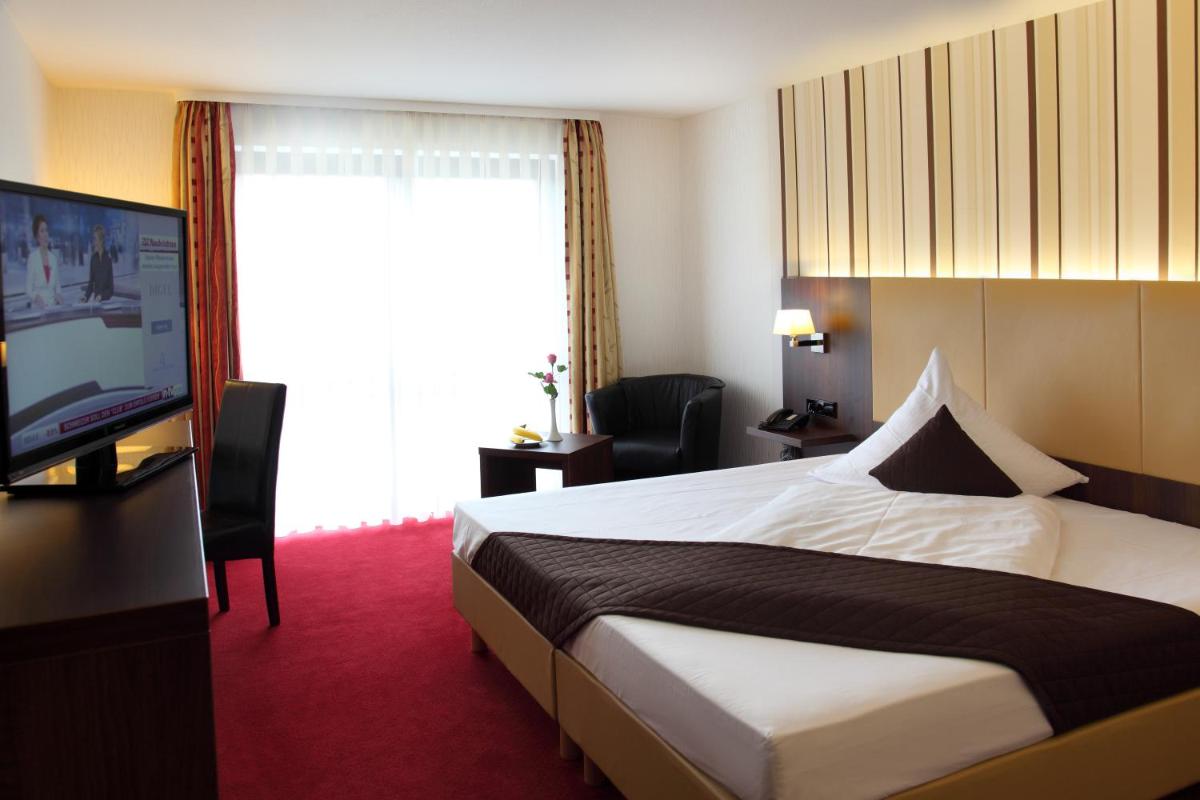 Lobinger-Parkhotel - Housity